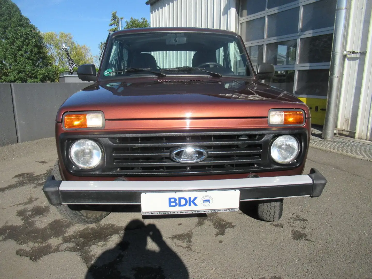 Lada Niva 4x4 AHK 1.HAND KONSERVIERUNG Bruin - 2