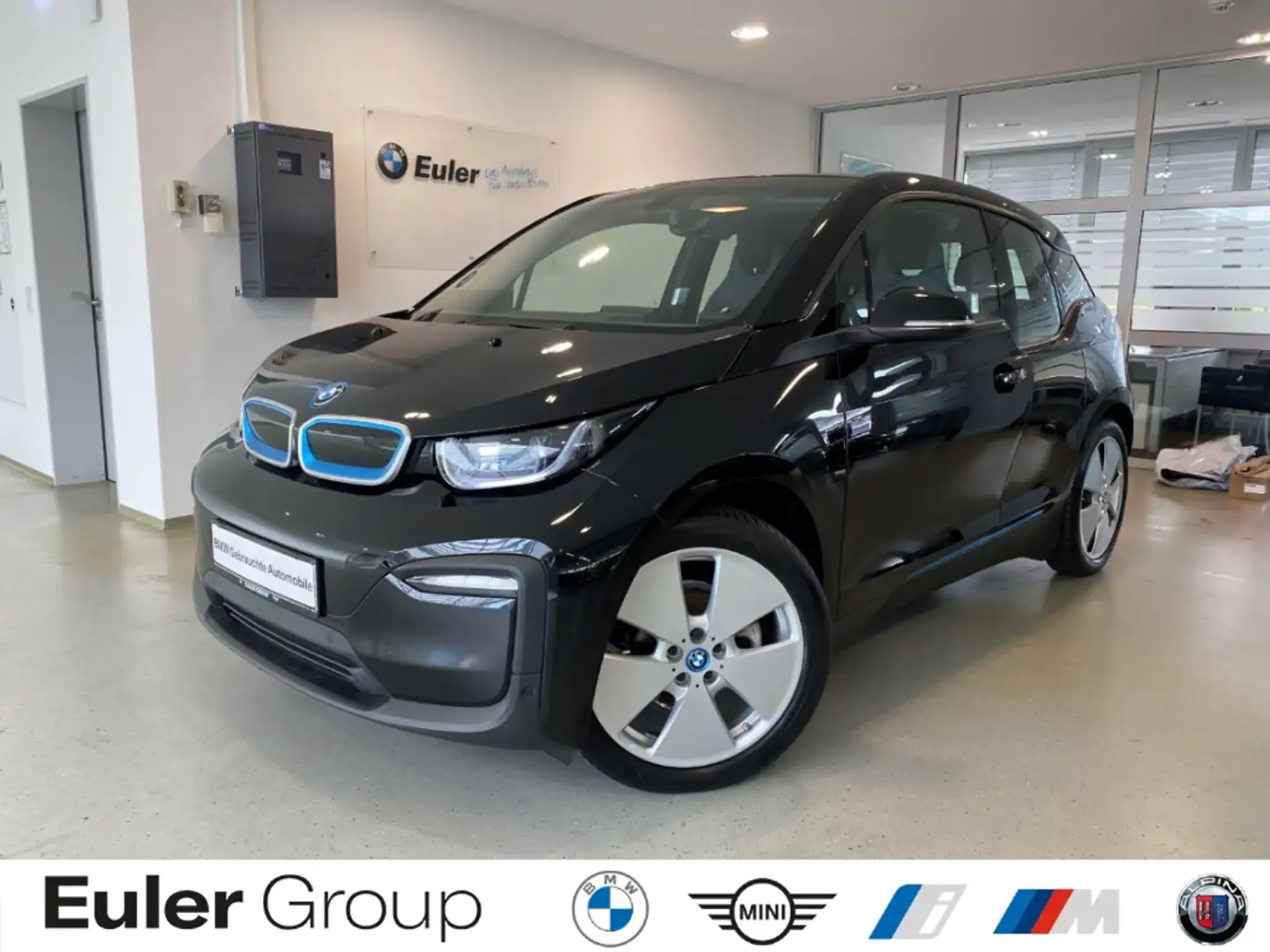 BMW i3 120Ah Navi LED Rückfahrkamera Tempomat Sitzhzg PDC Schwarz - 1