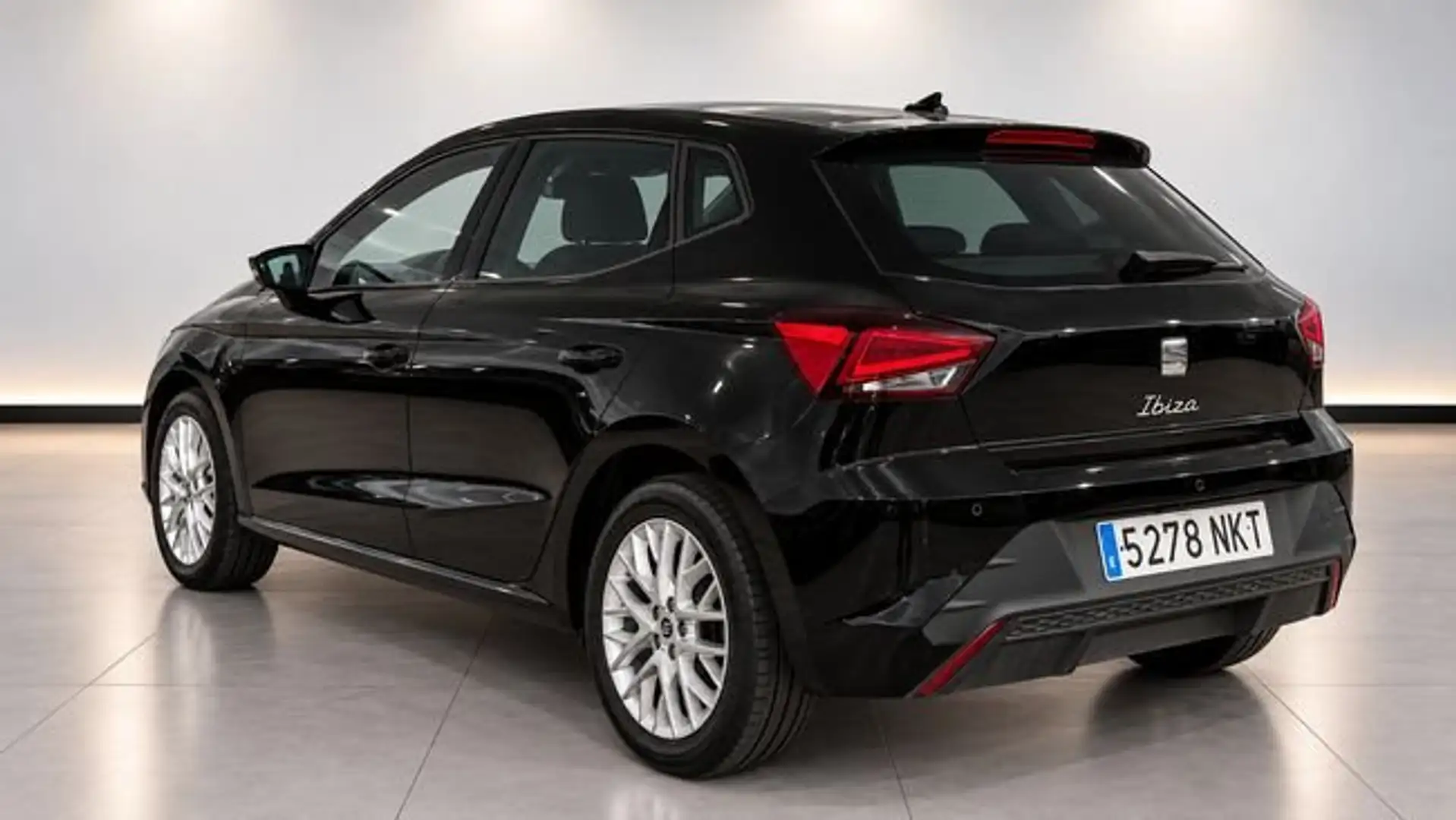 SEAT Ibiza 1.0 MPI S&S Style 80 Negro - 2