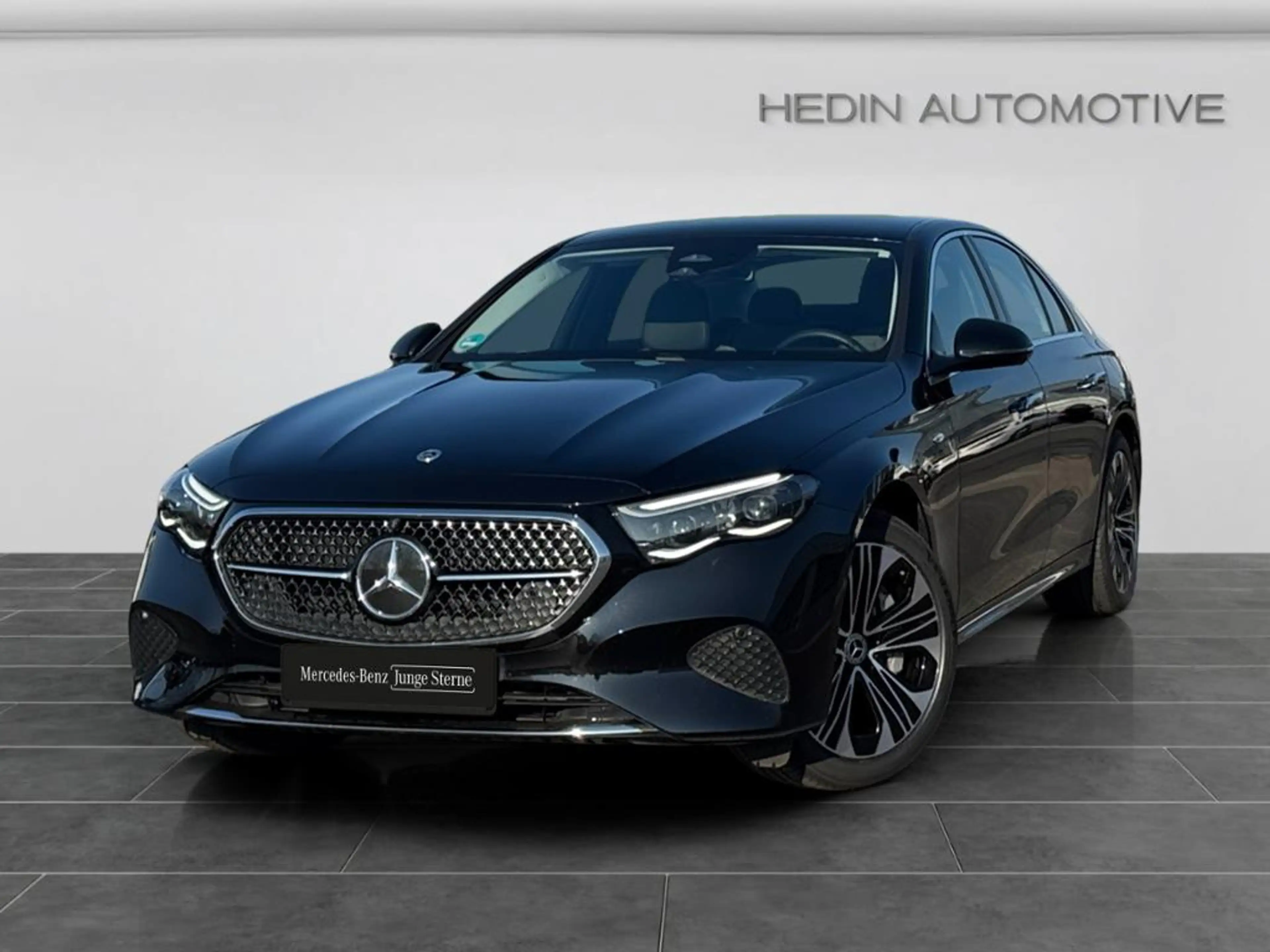 Mercedes-Benz E 400 e 4M AHK|DISTR|DIGILIGHT|360°|MEMORY — photo 2