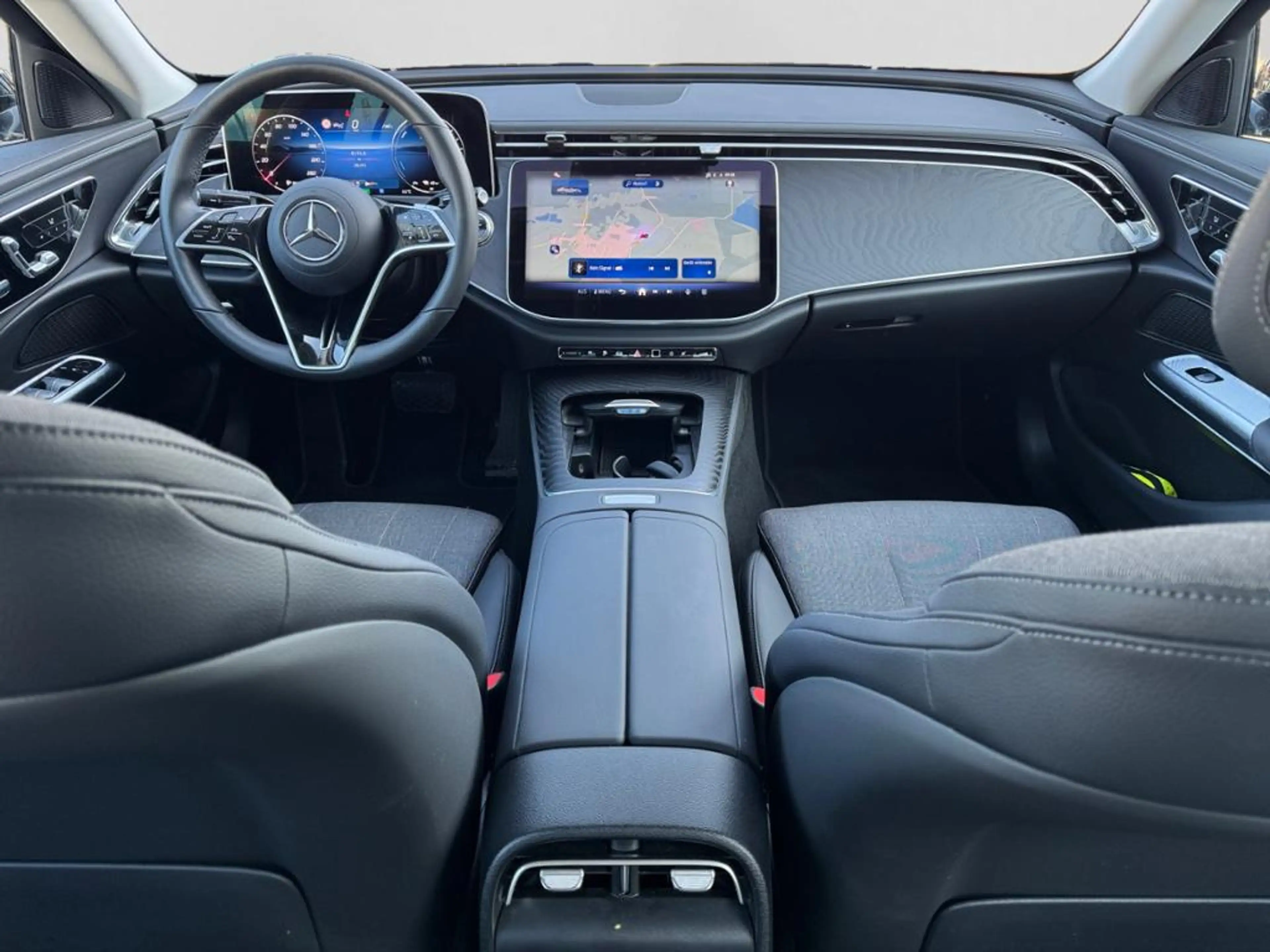 Mercedes-Benz E 400 e 4M AHK|DISTR|DIGILIGHT|360°|MEMORY — photo 7