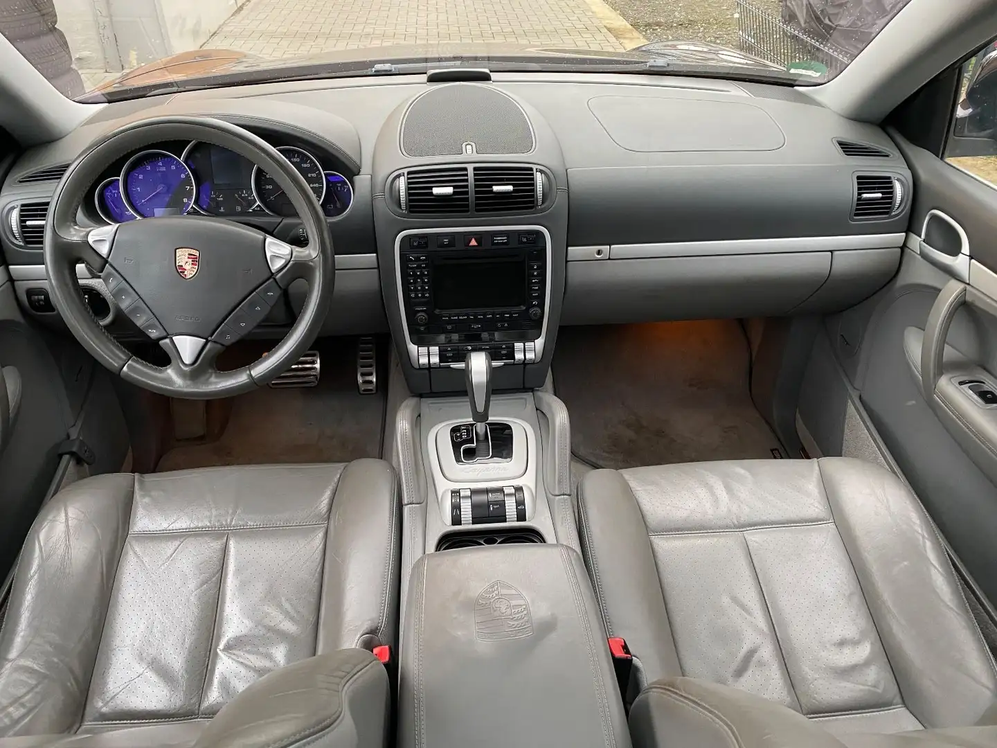 Porsche Cayenne S Pano Leder Bi-Xenon Navi STHZ Schwarz - 2