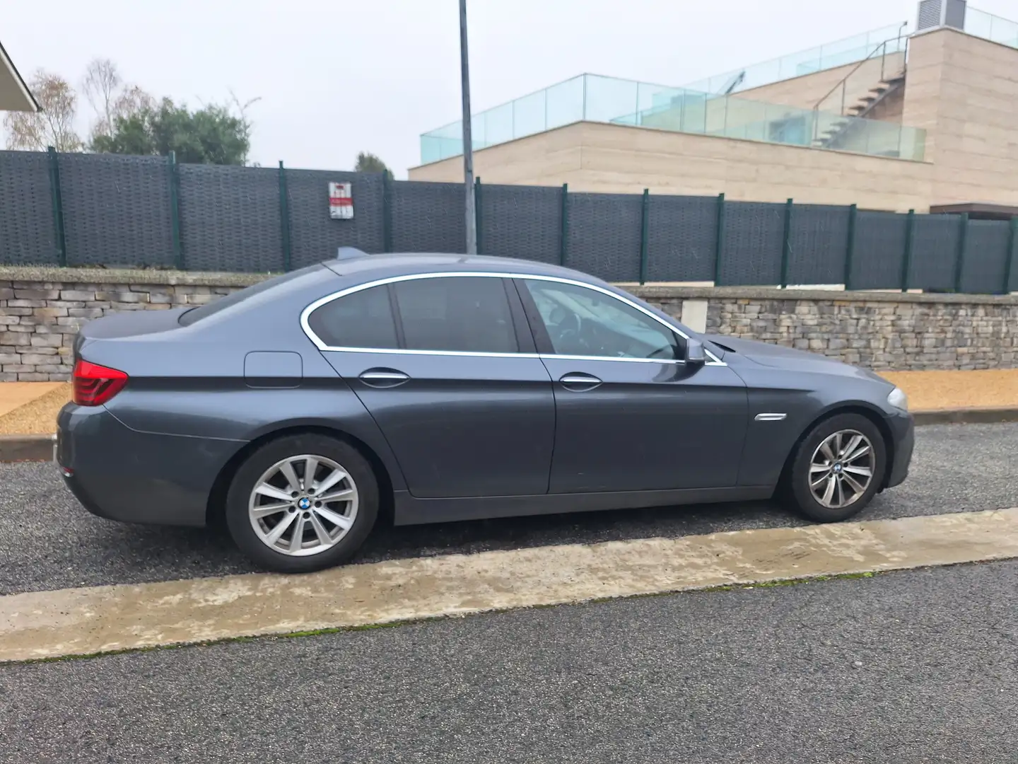 BMW 518 518d Luxury (4.75) Luxury - 1