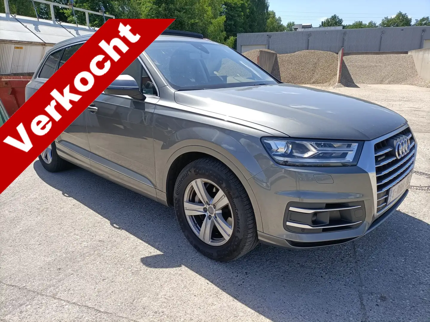 Audi Q7 3.0 TDI quattro Pro Line 7p PANO/TREKHAAK/LEDER/MA Grijs - 1