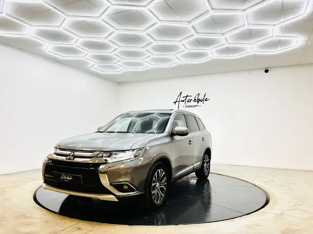Mitsubishi Outlander ✅1AN GARANTIE✅7 PLACES✅1ER PROPRIO✅PANO✅EURO 6b