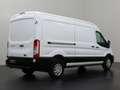 Ford Transit 2.0TDCi 130PK L3H2 | Airco | Cruise | 3-Persoons | Weiß - thumbnail 2