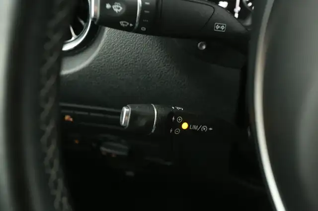 Mercedes-Benz Vito view 14