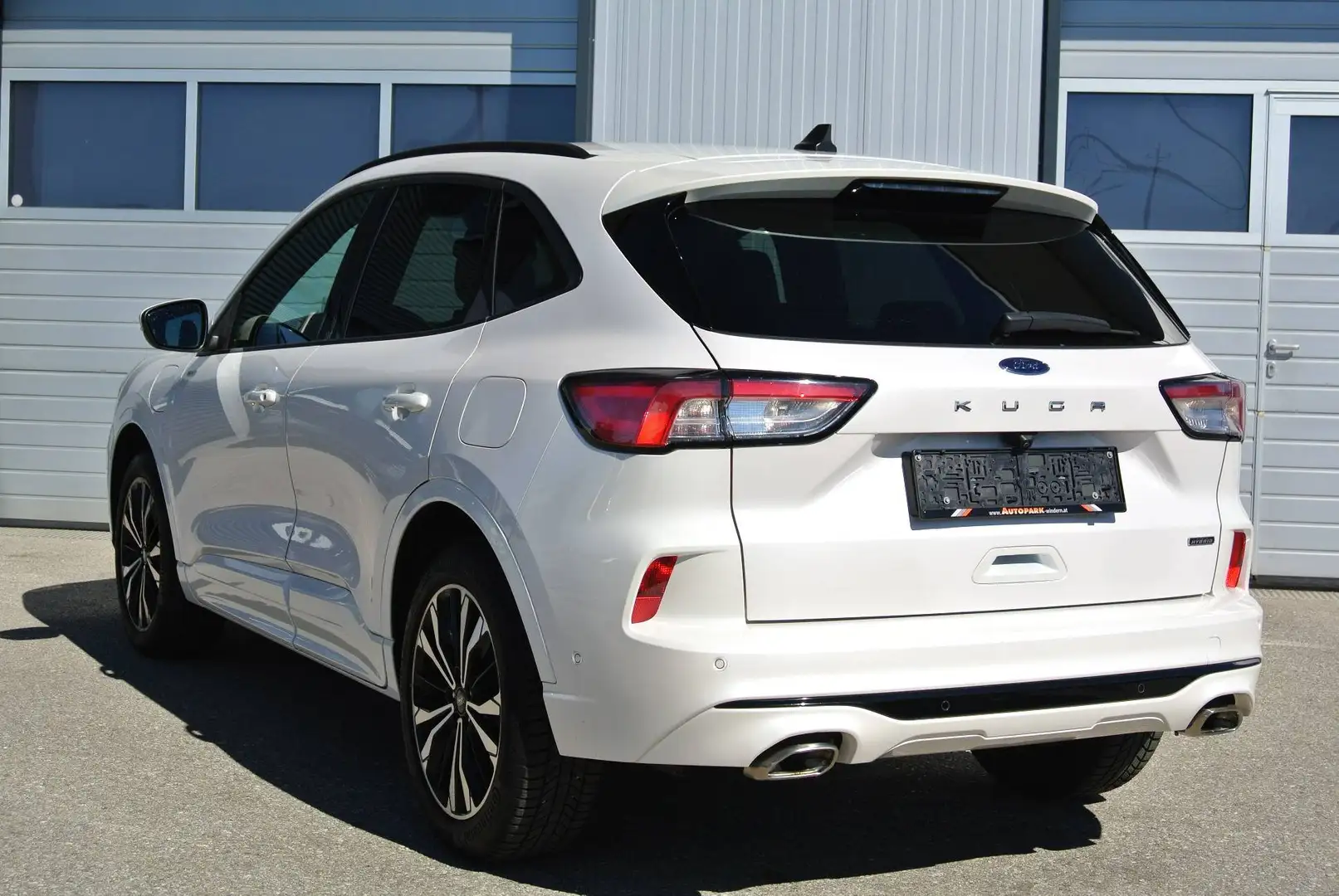 Ford Kuga 2.5 PHEV Hybrid ** ST-Line X ** LEDER * LED * KAMERA * 4xSHZ * Weiß - 2