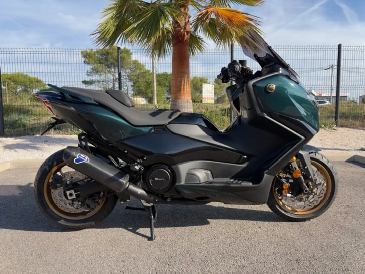 Yamaha Tmax 560