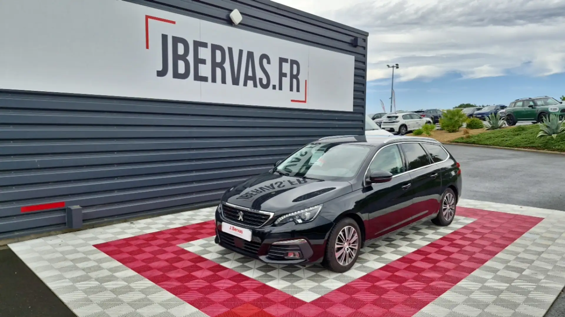 Peugeot puretech 130ch ss bvm6 allure Black - 1