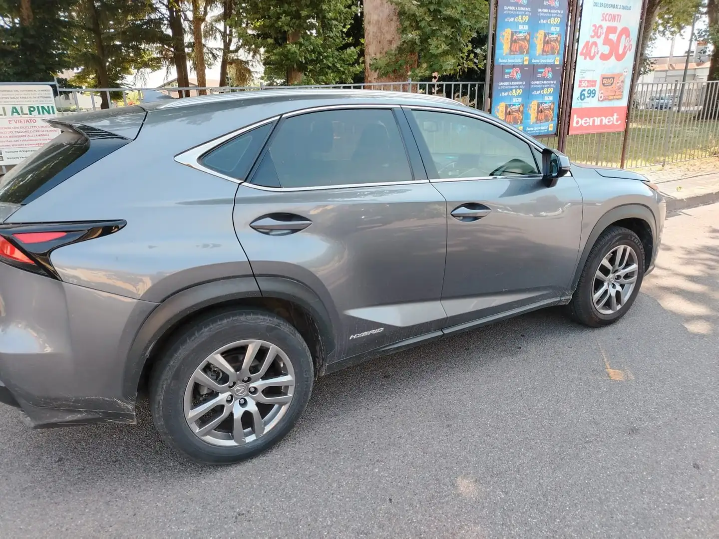 Lexus NX 300 NX I 2014 300h 2.5 F-Sport 4wd cvt Grau - 2