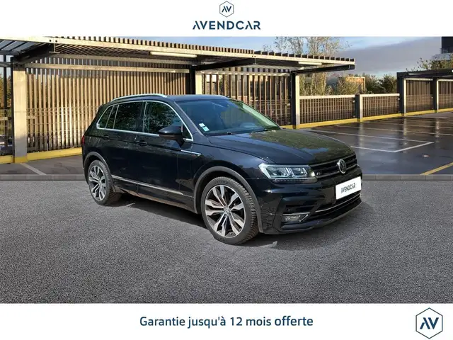 Volkswagen Tiguan view 2