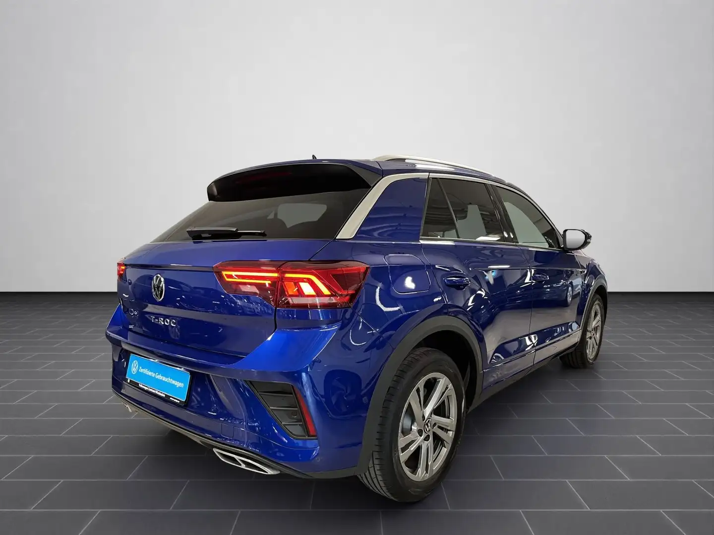 Volkswagen T-Roc 2,0 TDI DSG R-Line, Navi, Sitzh., Pano, St Blauw - 2
