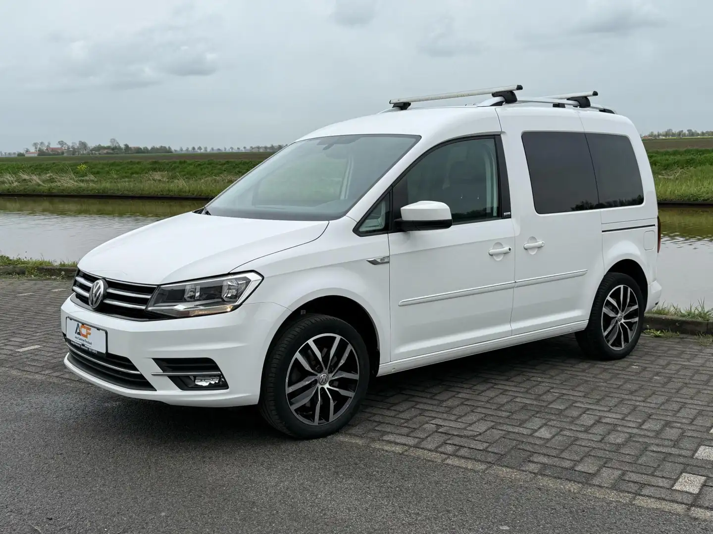 Volkswagen Caddy 1.4 TSI Highline Gen4 Navi PDC Fehér - 2