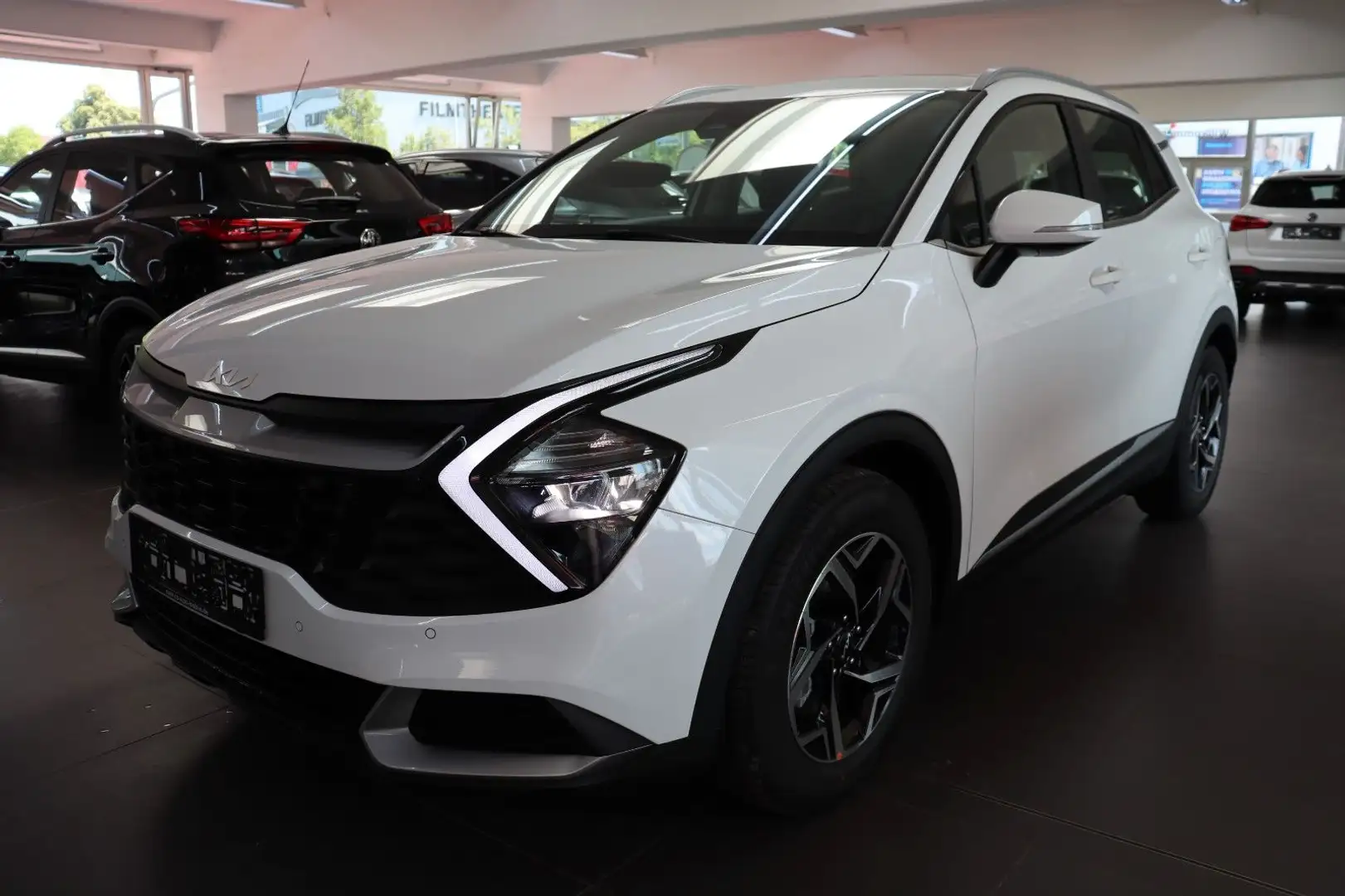Kia Sportage 1.6 48V SHZ,Klimaauto,Navi,R.Cam SOFORT Alb - 1