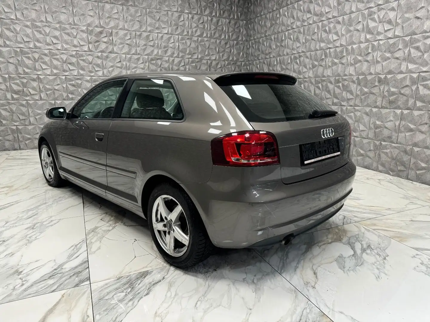 Audi A3 2.0 TDI Ambition * 65.510km *Vollleder**103KW Gris - 2