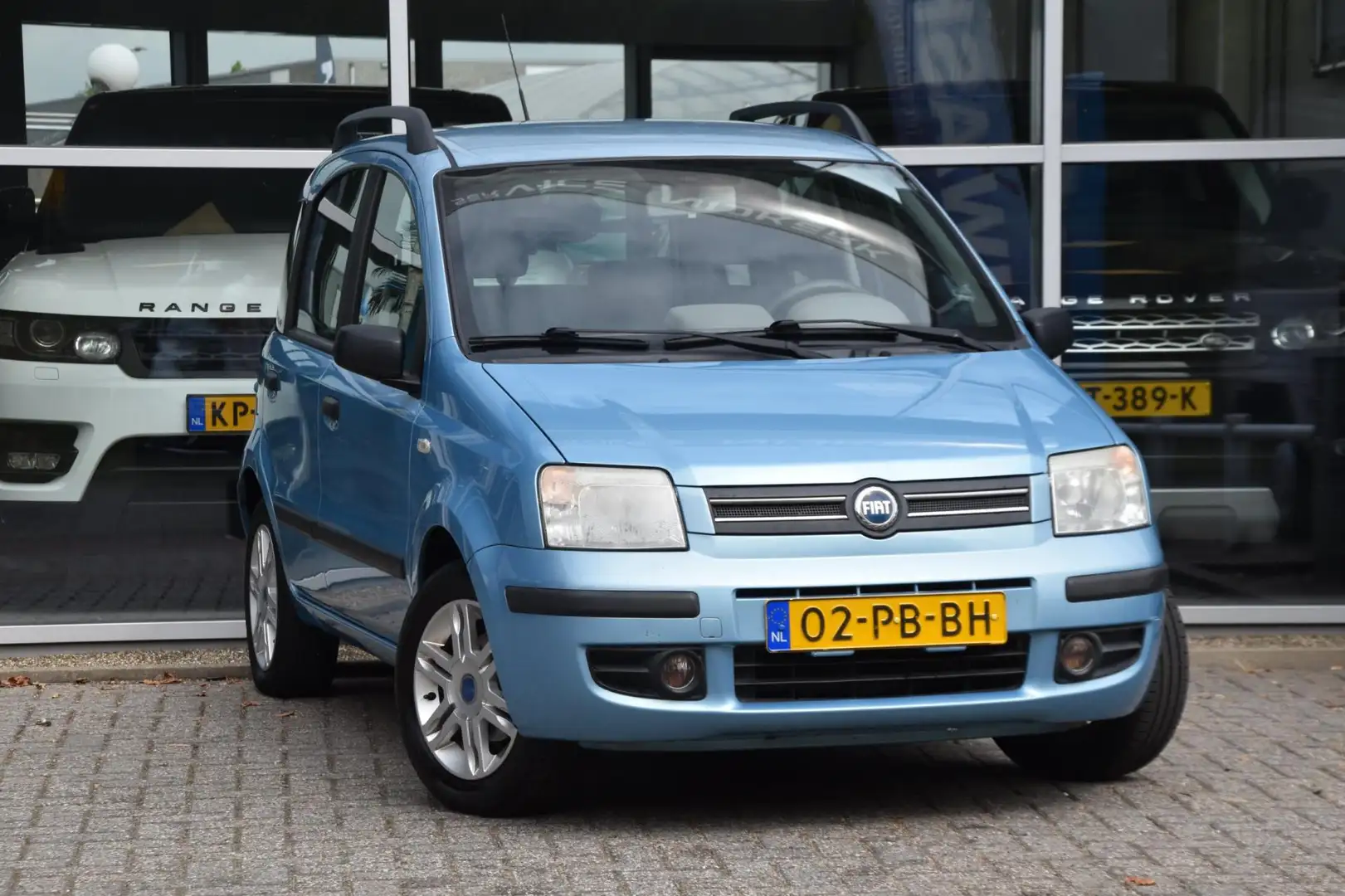 Fiat Panda 1.2 Emotion Airco Elek. Ramen Trekhaak Stuurbekrac Blauw - 1