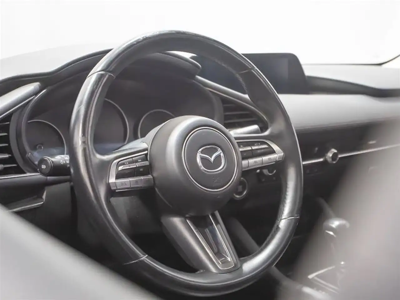 Mazda 3 снимка Mazda 3