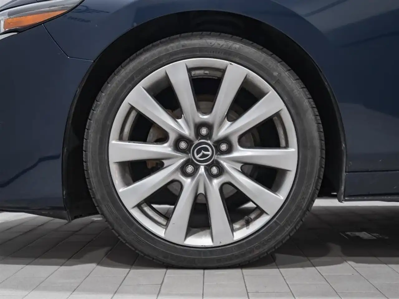 Mazda 3 снимка Mazda 3