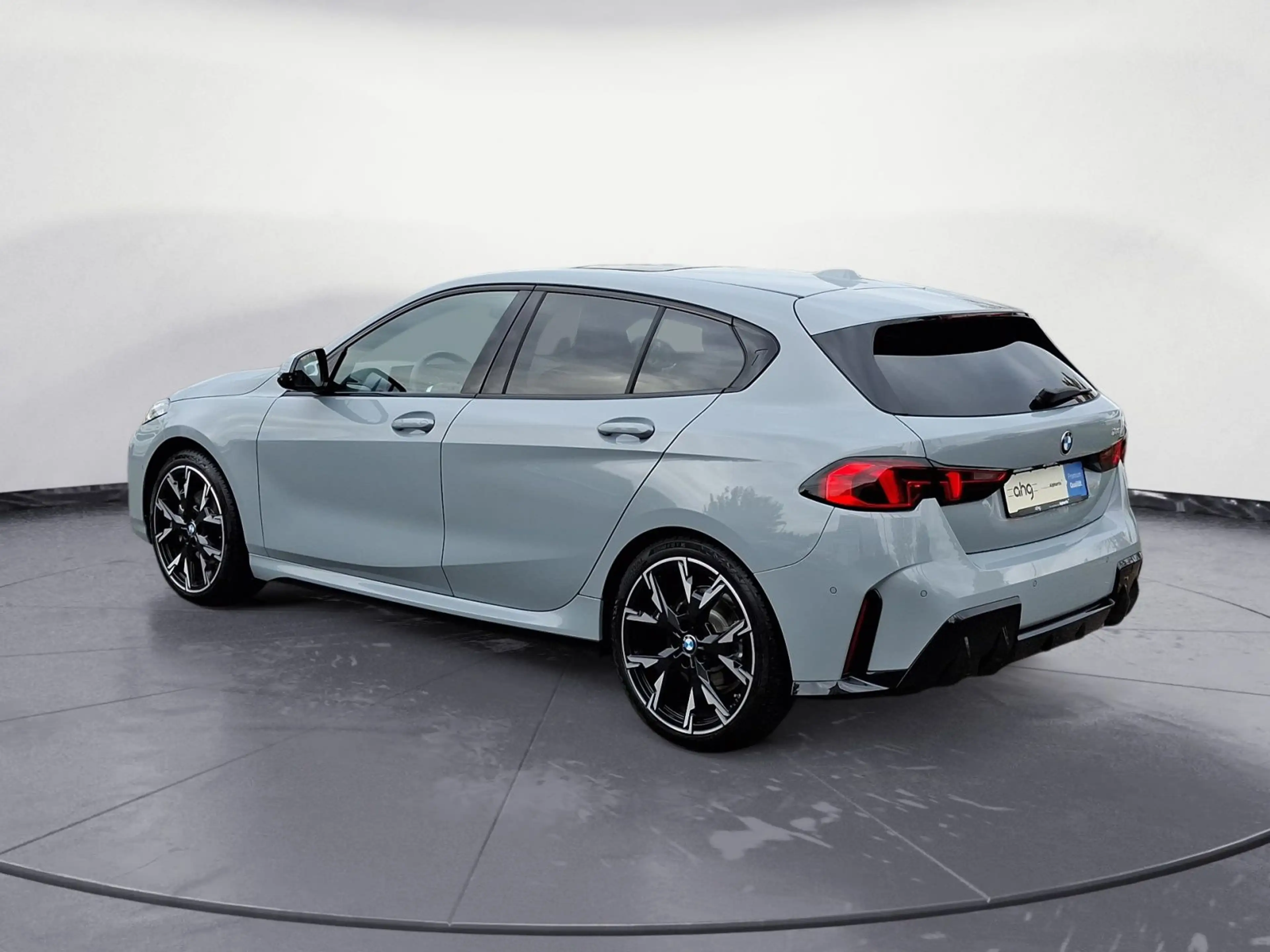 BMW 120 i Steptronic M Sportpaket Panorama AHK 19 Zol — photo 5