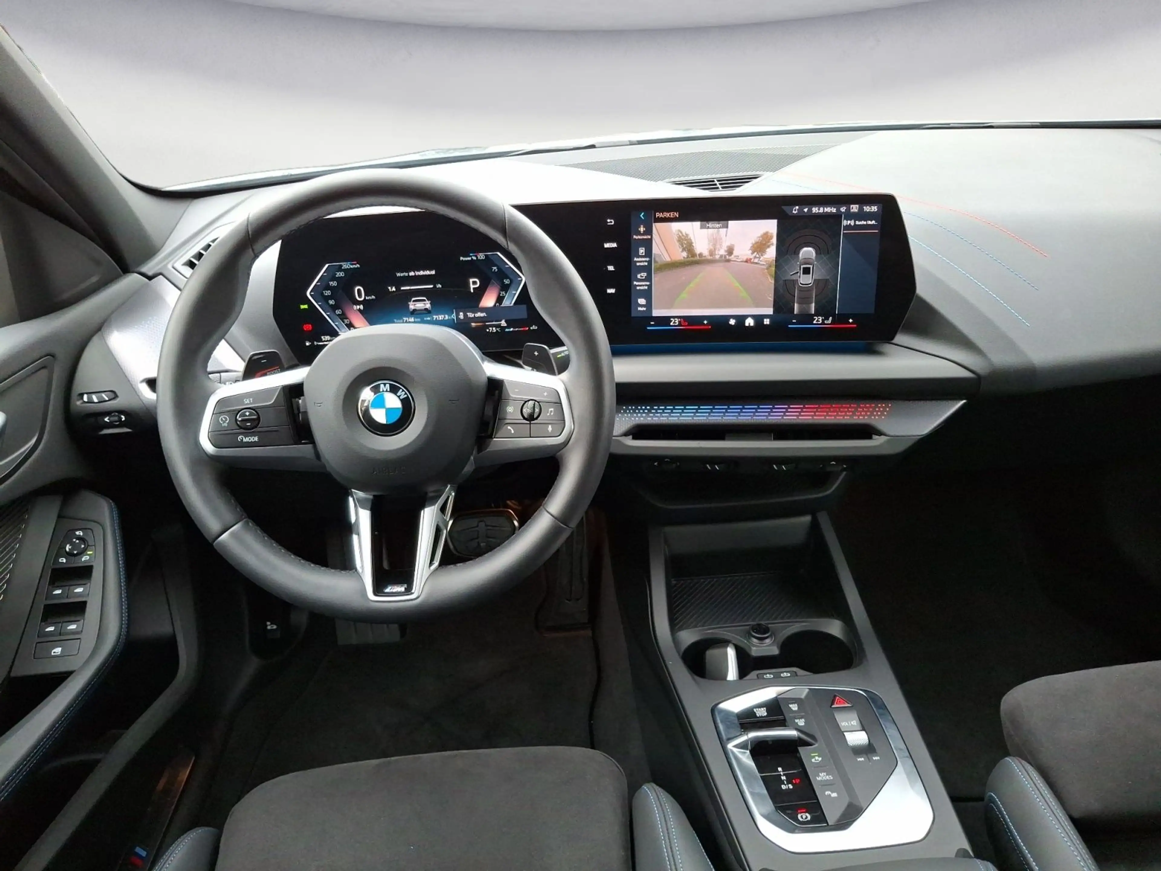 BMW 120 i Steptronic M Sportpaket Panorama AHK 19 Zol — photo 14