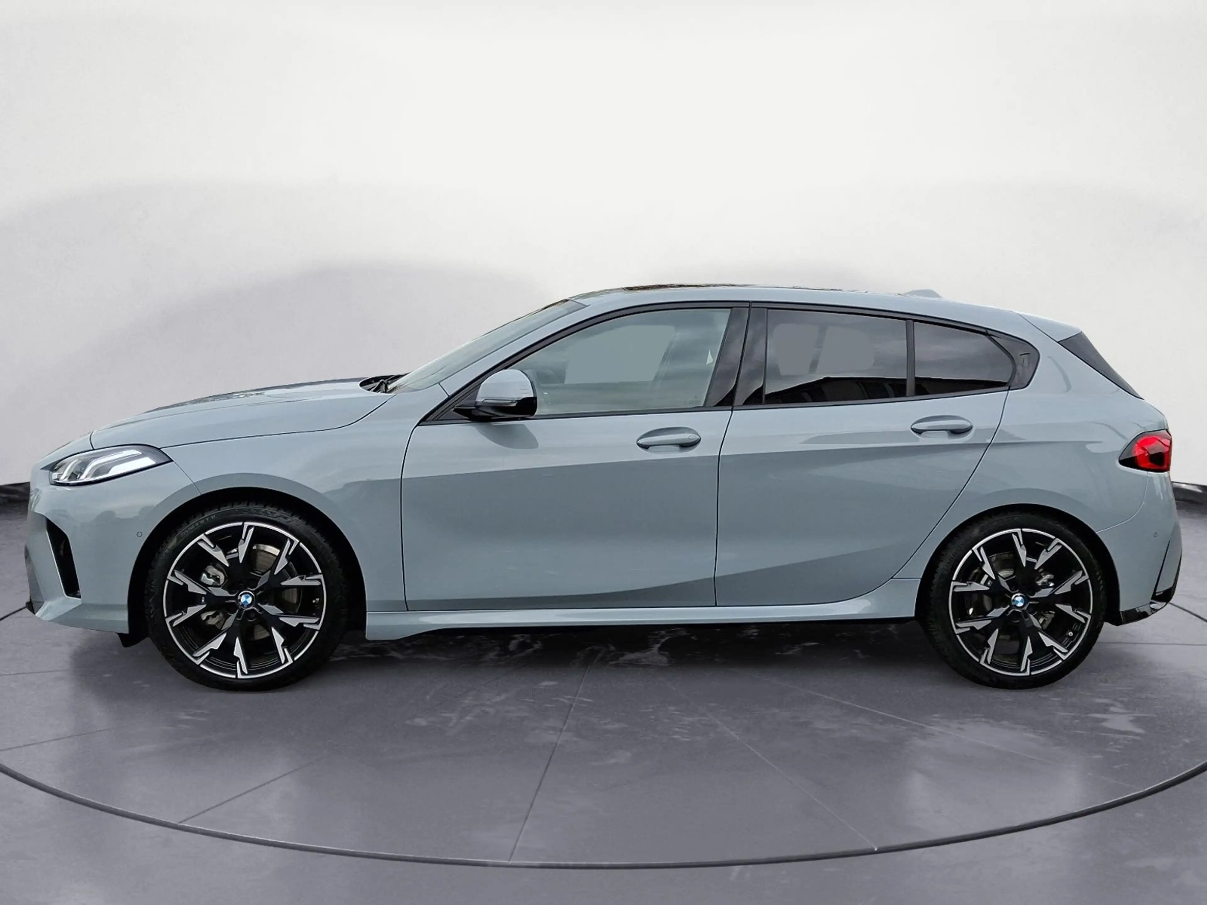 BMW 120 i Steptronic M Sportpaket Panorama AHK 19 Zol — photo 4