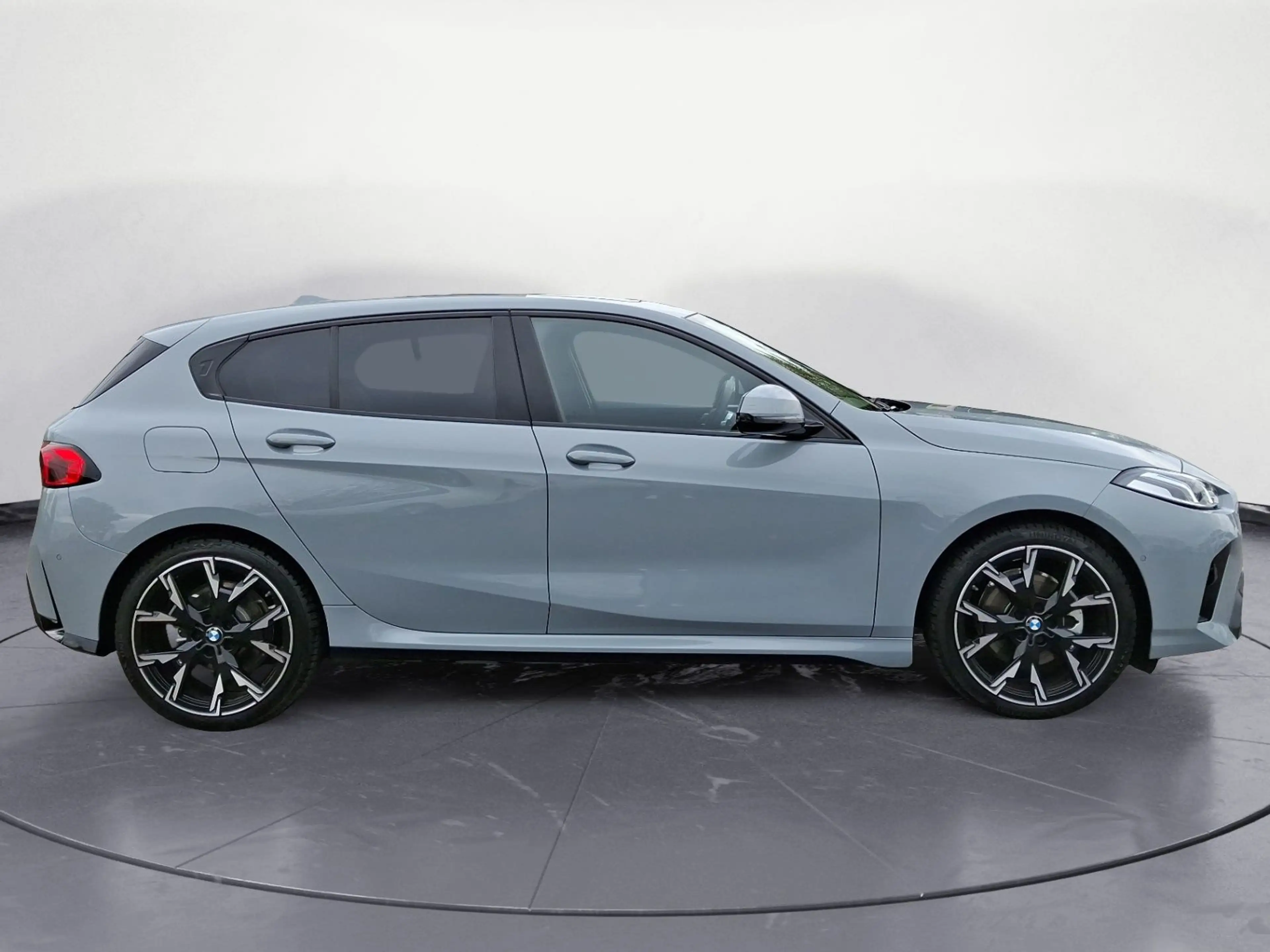 BMW 120 i Steptronic M Sportpaket Panorama AHK 19 Zol — photo 7