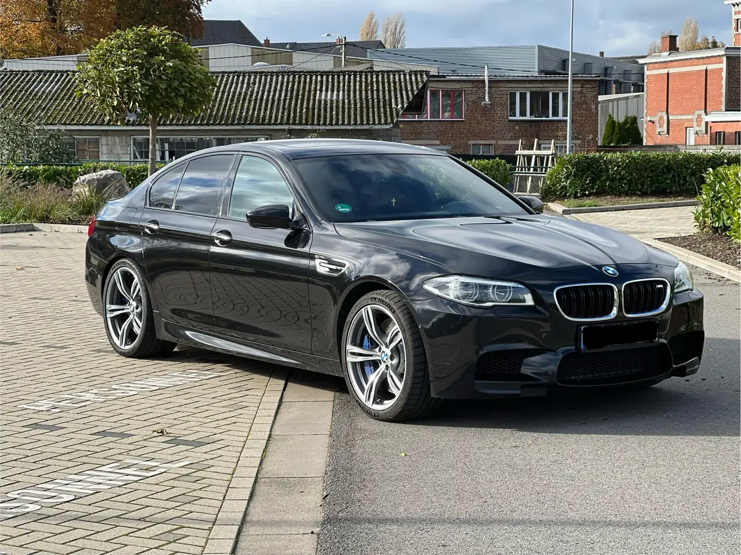 BMW M5 4.4 V8 DKG LCI SOFTCLOSE BANGOLUFSEN CAMERA Nero - 2