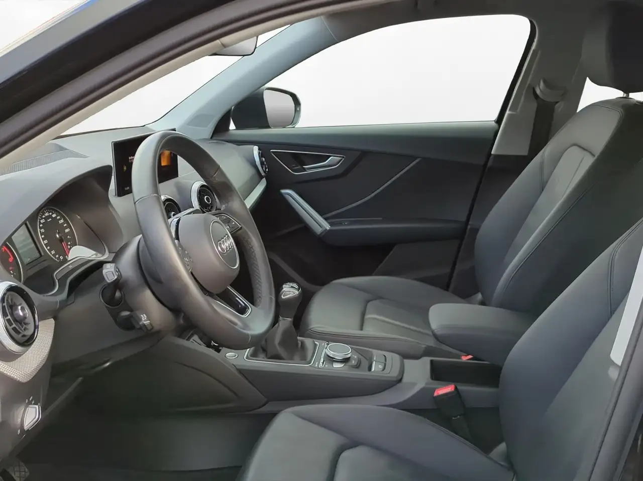 Audi Q2 35 TFSI Matrix Infotainment Paket Klima 4