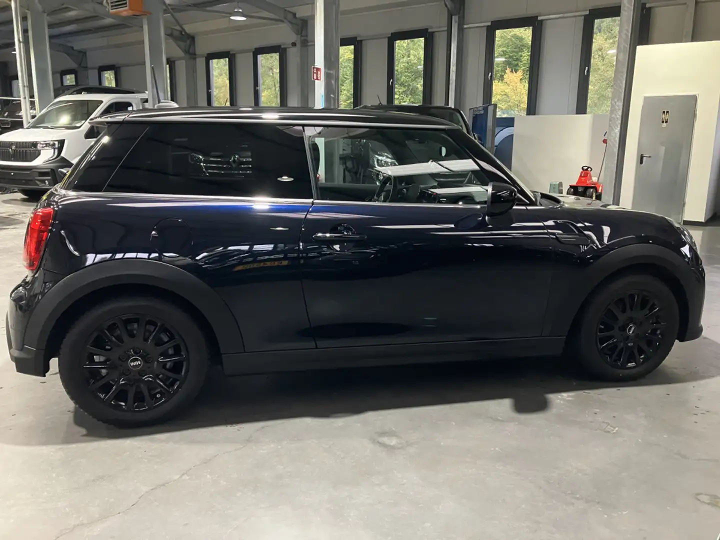 MINI Cooper 1.5  Classic Trim Blau - 2