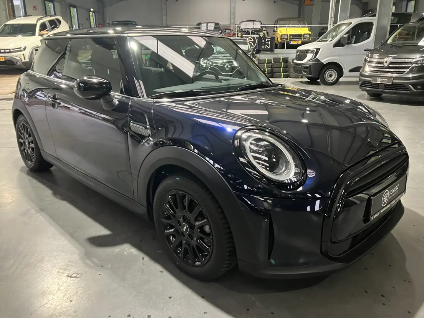 MINI Cooper 1.5  Classic Trim Blau - 1