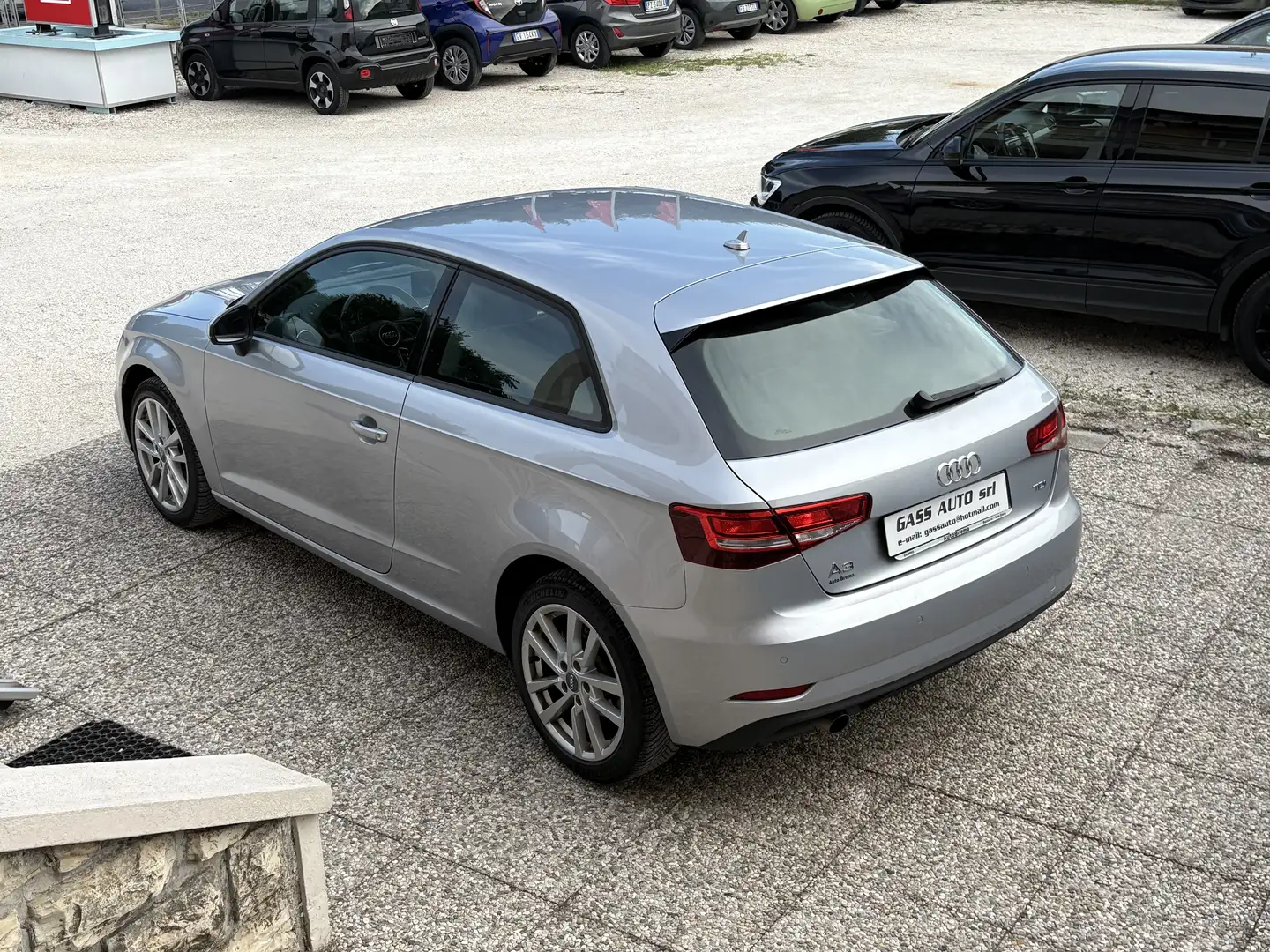 Audi A3 1.6 tdi Business 110cv s-tronic E6 Zilver - 2