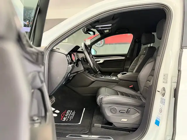 Volkswagen Touareg 4Motion V6 TDI  R-Line Aut.*BLACK-EDITION*WENIG... Ansicht 13