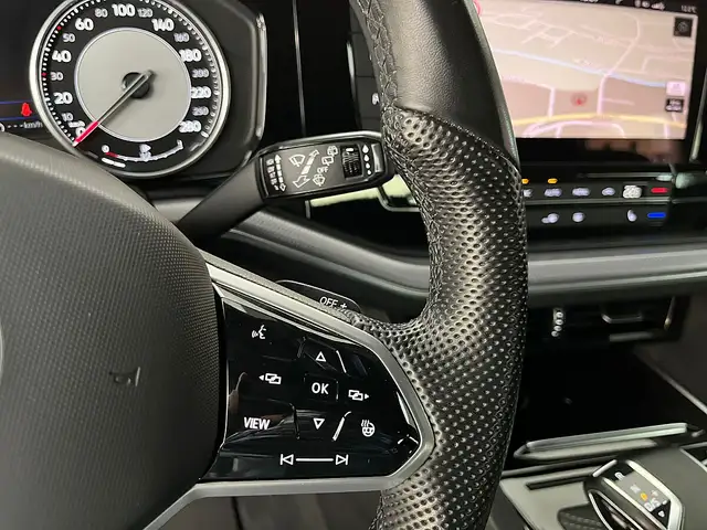 Volkswagen Touareg 4Motion V6 TDI  R-Line Aut.*BLACK-EDITION*WENIG... Ansicht 24