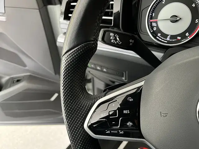 Volkswagen Touareg 4Motion V6 TDI  R-Line Aut.*BLACK-EDITION*WENIG... Ansicht 23