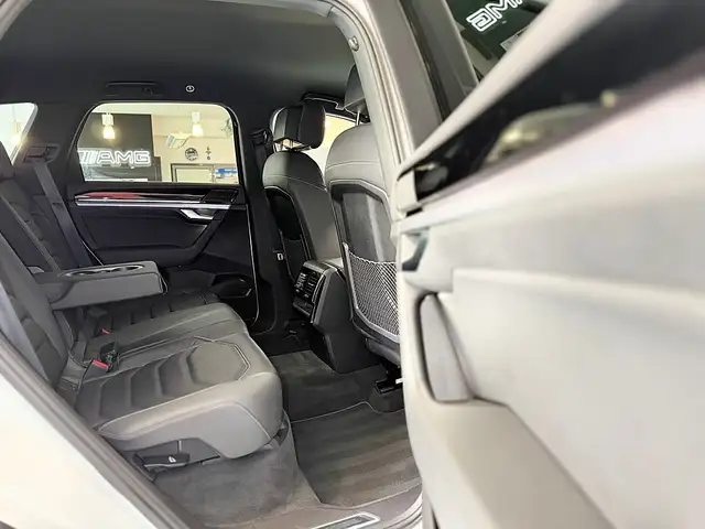 Volkswagen Touareg 4Motion V6 TDI  R-Line Aut.*BLACK-EDITION*WENIG... Ansicht 45
