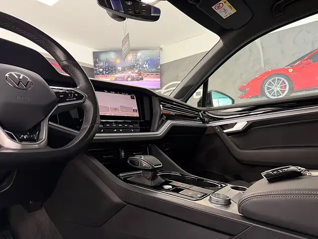 Volkswagen Touareg 4Motion V6 TDI  R-Line Aut.*BLACK-EDITION*WENIG... Ansicht 17