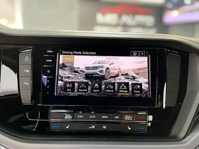 Volkswagen Touareg 4Motion V6 TDI  R-Line Aut.*BLACK-EDITION*WENIG... Ansicht 34