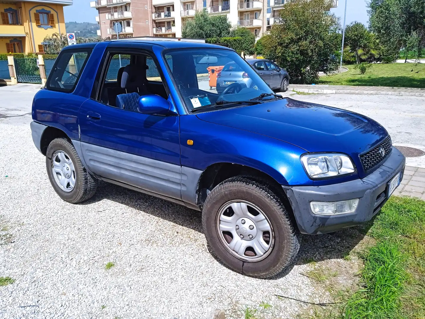 Toyota RAV 4 Rav4 I 1998 RAV4 3p 2.0 Albastru - 1