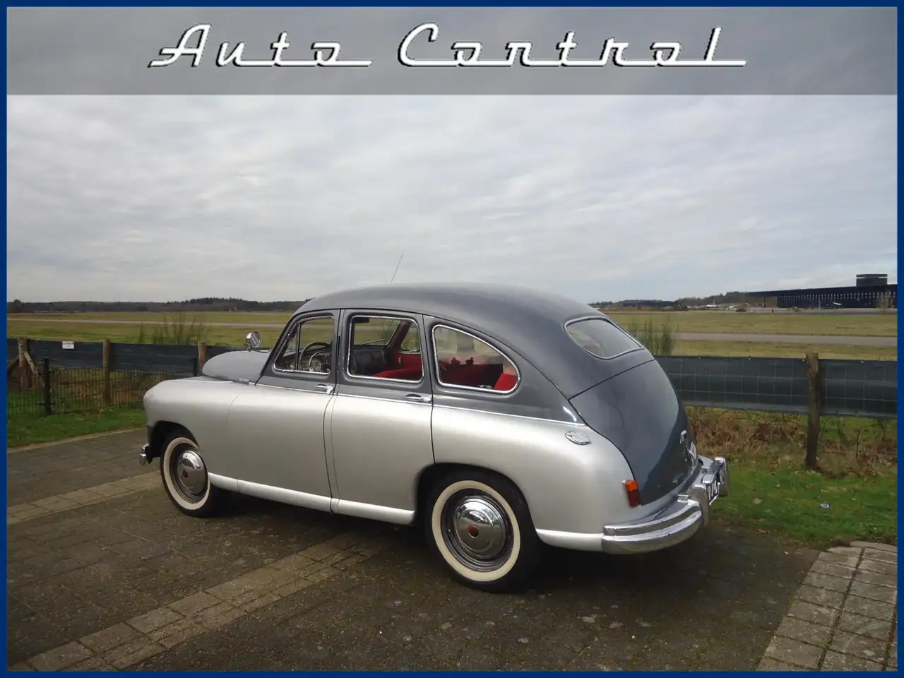 Standard Vanguard Saloon LHD 1946, foto 2