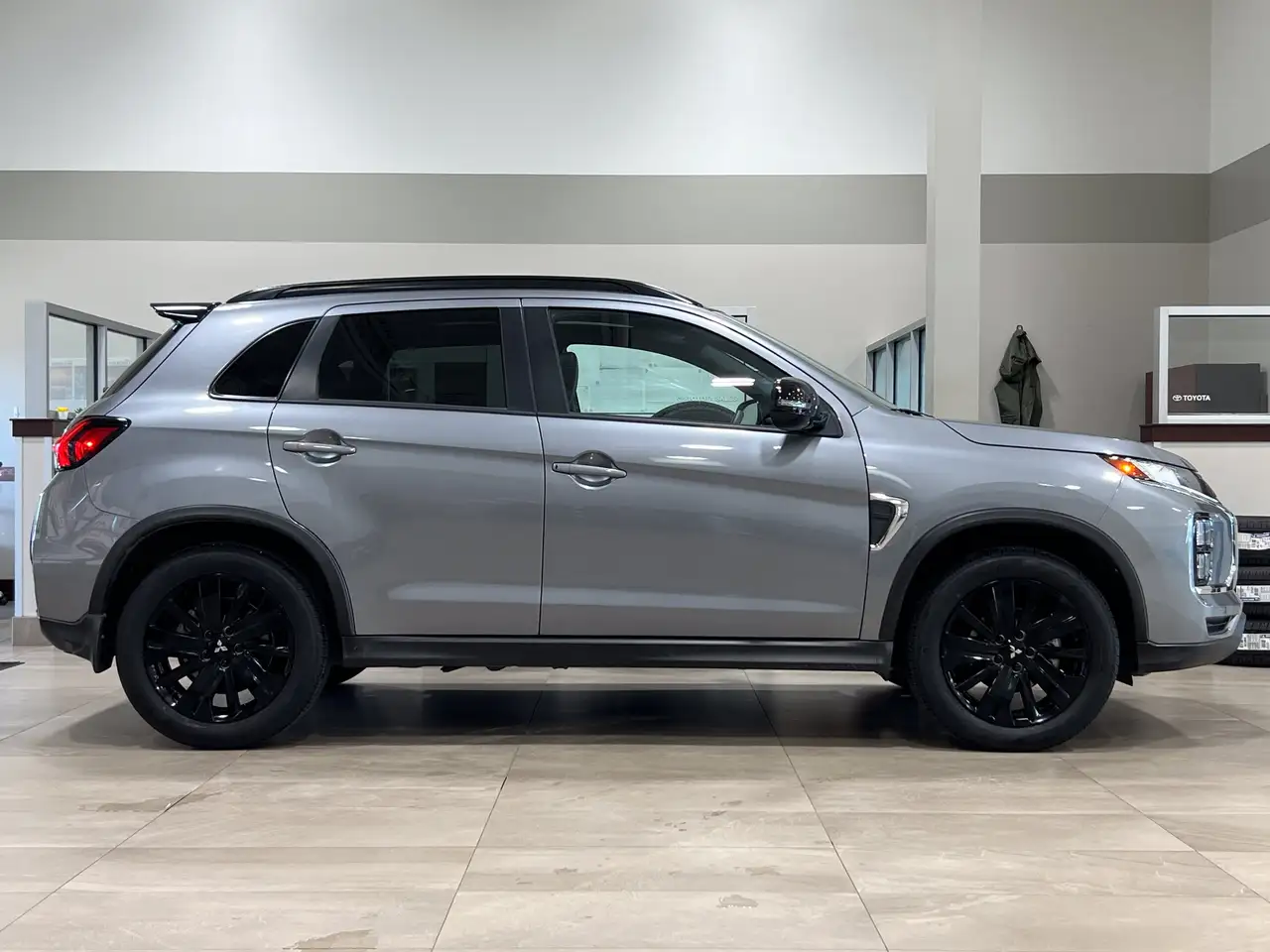 Mitsubishi RVR снимка Mitsubishi RVR
