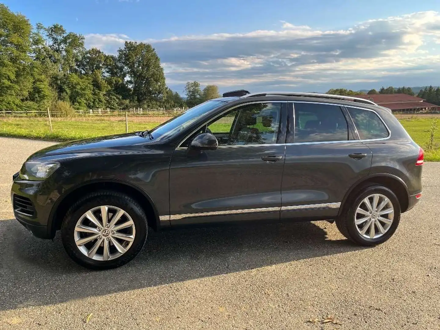 Volkswagen Touareg Sky V6 TDI BMT 4Motion Aut. Grau - 1