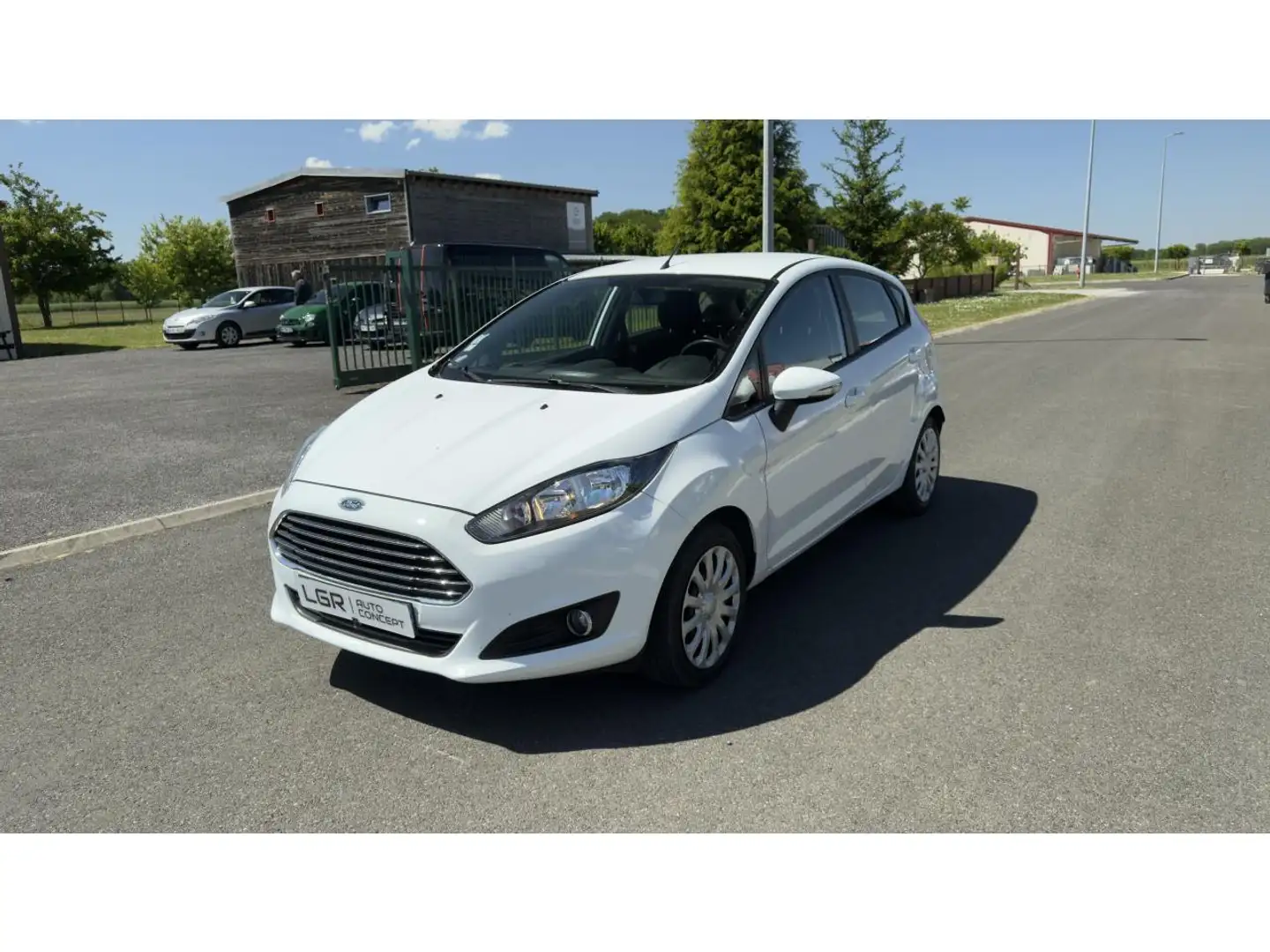 Ford Fiesta Fiesta 1.25I Ambiente PHASE 2 ETHANOL Blanc - 1
