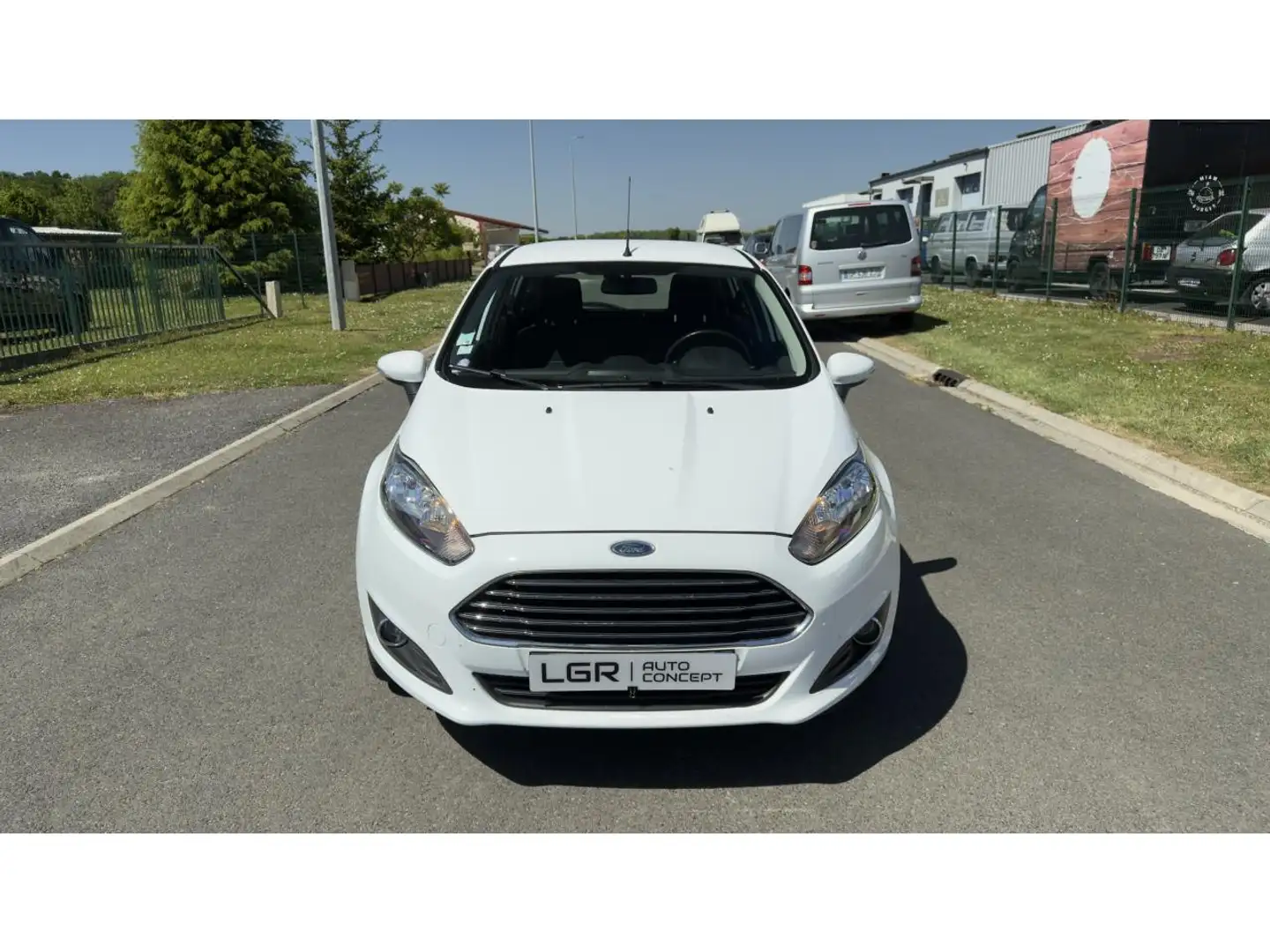 Ford Fiesta Fiesta 1.25I Ambiente PHASE 2 ETHANOL Blanc - 2