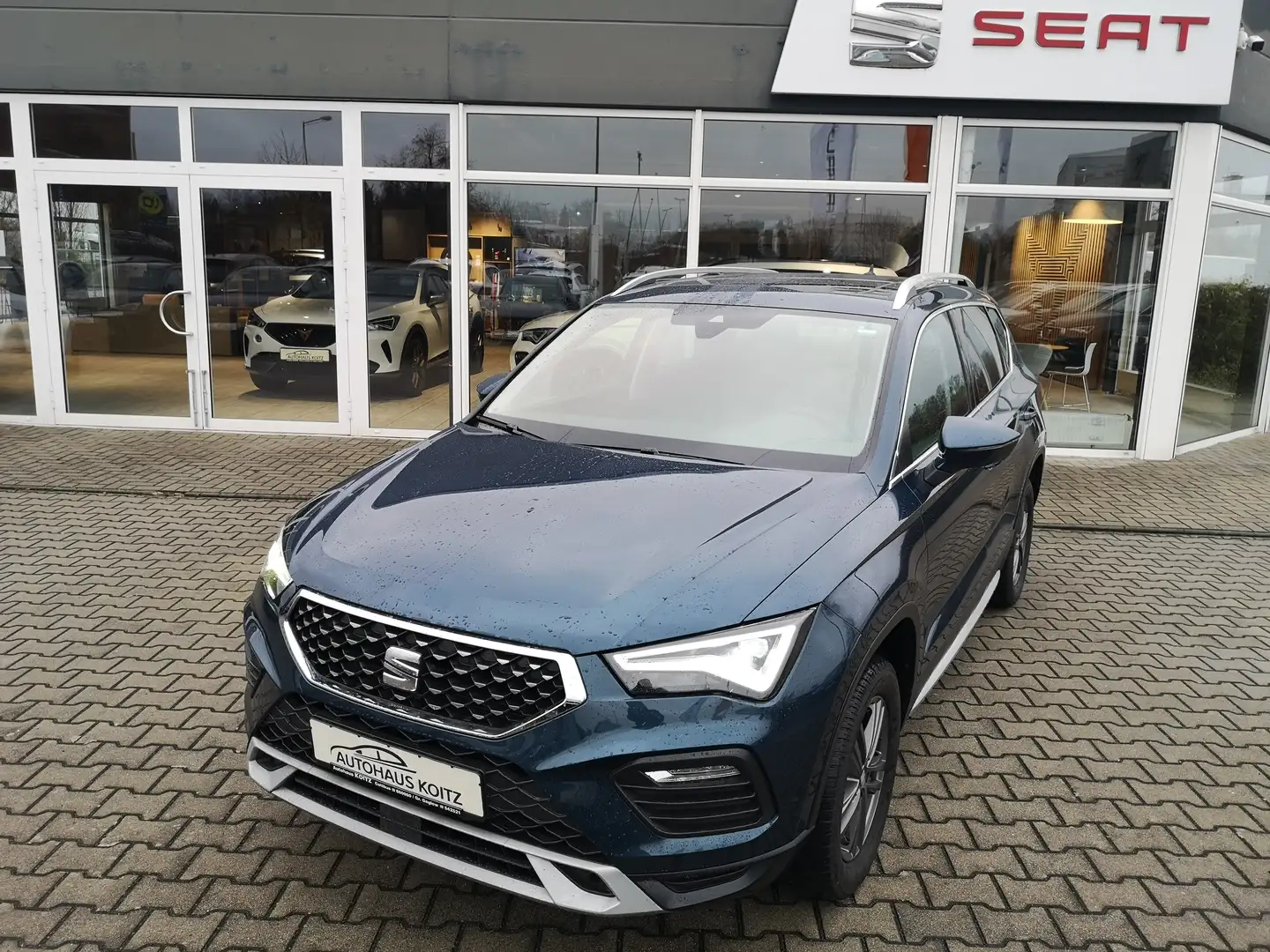 SEAT Ateca Xperience 1.5TSI DSG Schiebedach VC AHK BeatsAudio Blau - 1