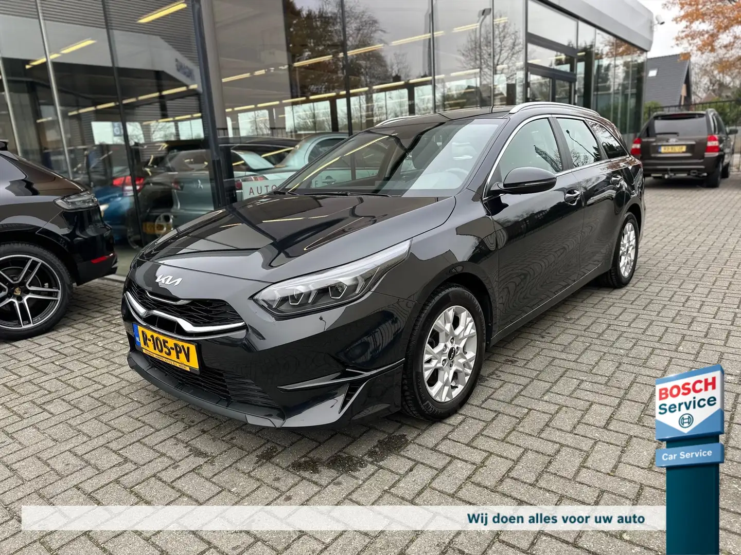 Kia Ceed SW / cee'd SW 1.0 T-GDi 120pk DynamicLine ,carplay,climate, lm v Zwart - 1