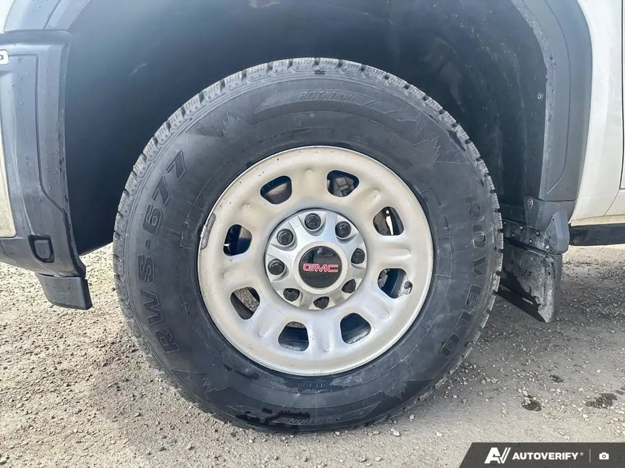 GMC Sierra 3500HD снимка GMC Sierra 3500HD