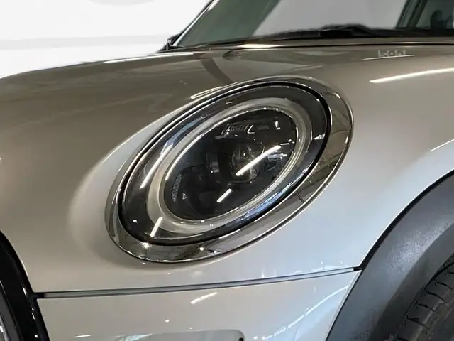 Mini Hatch view 15