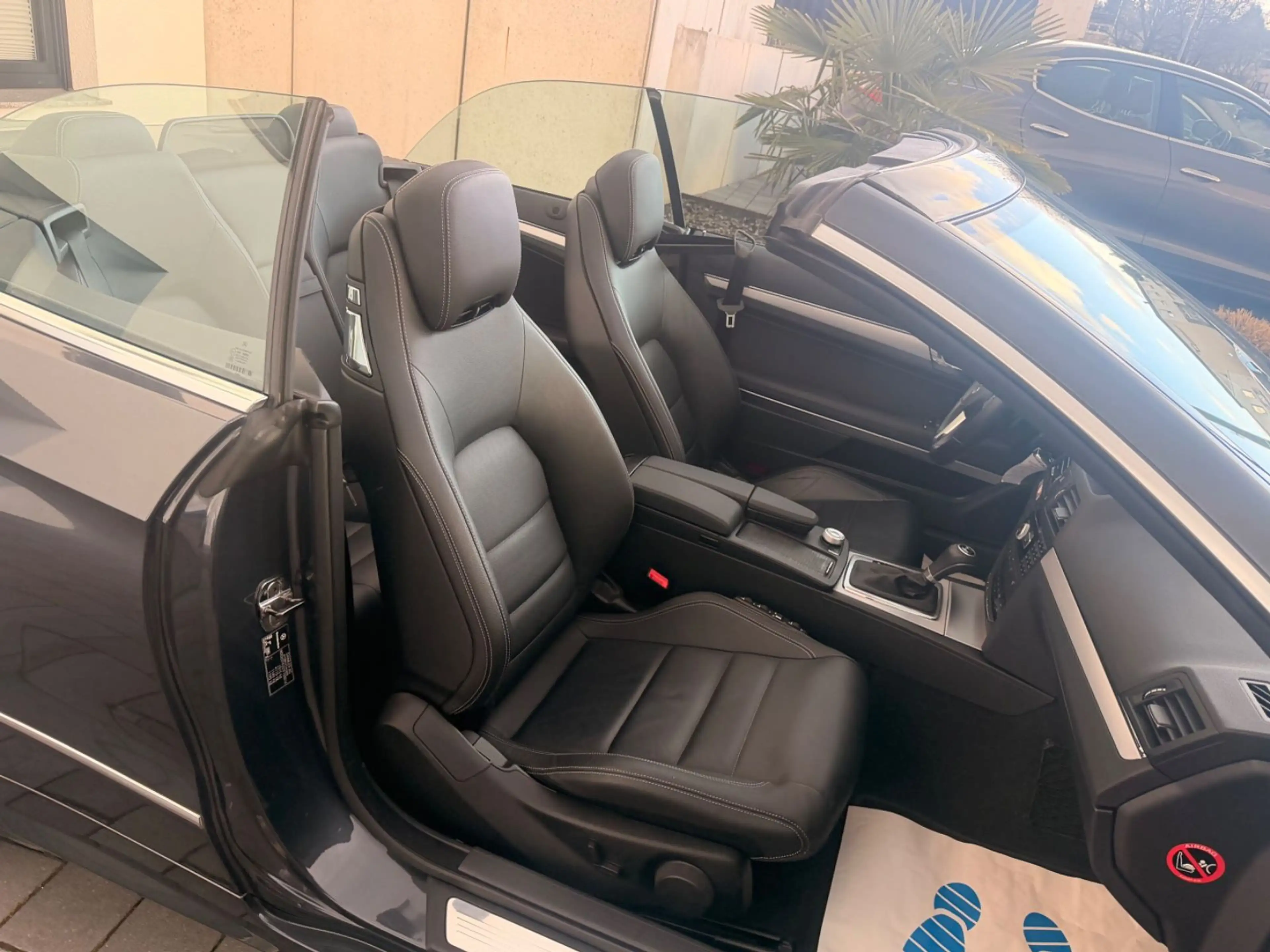 Mercedes-Benz E 350 CDI Cabrio Avantgarde AMG Paket — photo 13