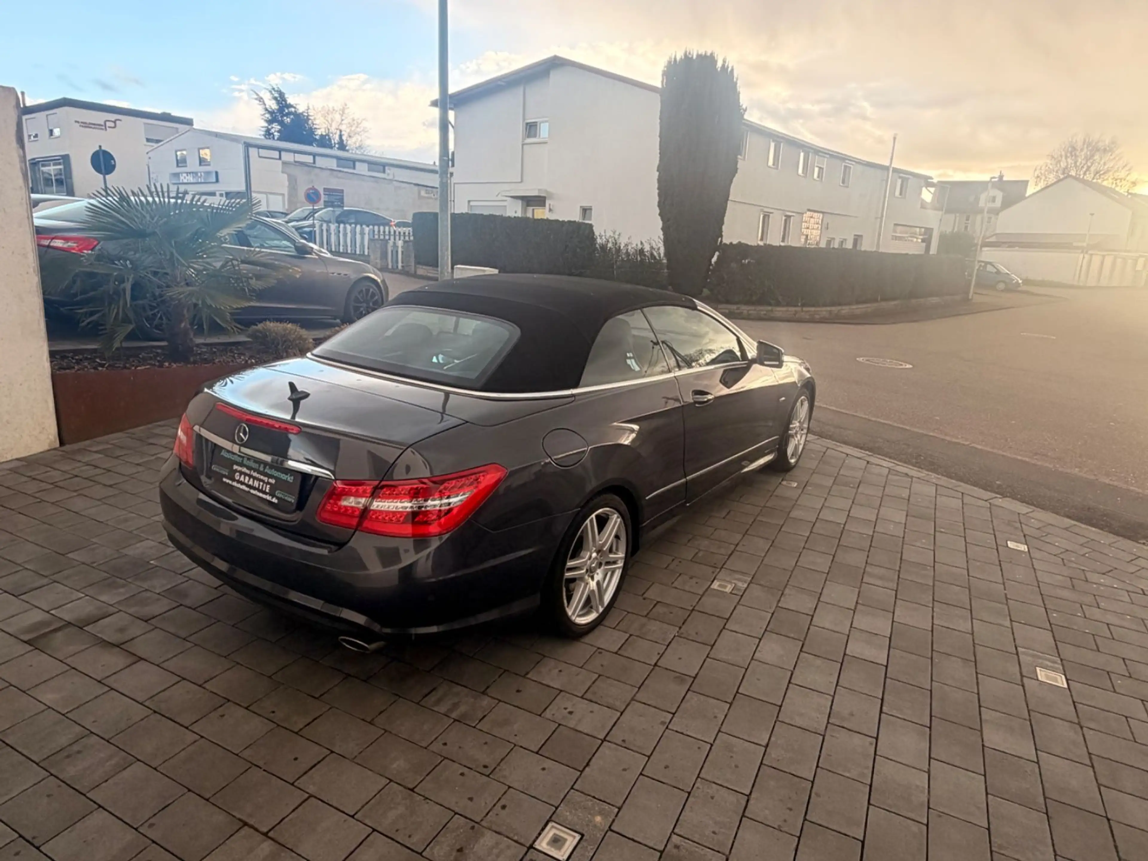 Mercedes-Benz E 350 CDI Cabrio Avantgarde AMG Paket — photo 7